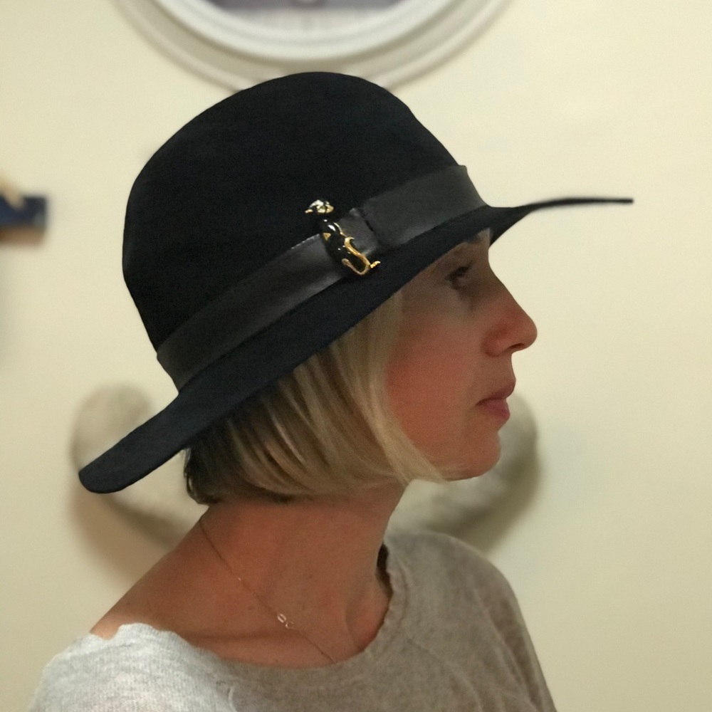 Velour felt hat